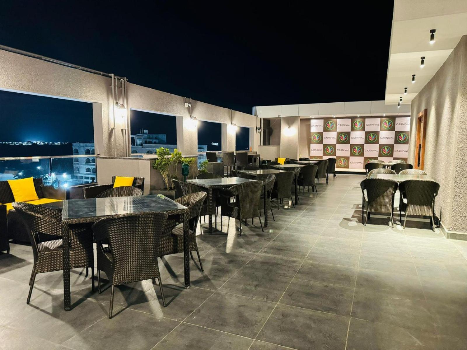 Hotel Carnival Parbhani Exterior foto